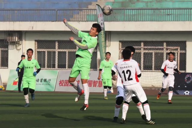 从NBA明星到新挑战，拉塞尔的篮球旅程再度转折